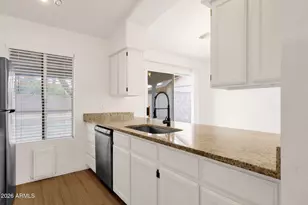 5021 N 86th Ave, Glendale, AZ 85305 - Photo 12