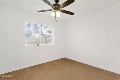 5021 N 86th Avenue, Glendale, AZ 85305 - Photo 18