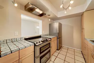 1032 E Michelle Dr, Phoenix, AZ 85022 - Photo 14