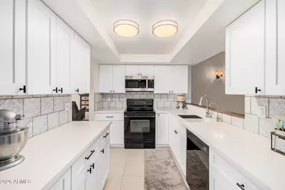 10765 E Sahuaro Drive, Scottsdale, AZ 85259 - Photo 6