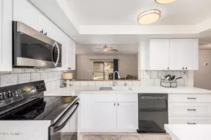 10765 E Sahuaro Dr, Scottsdale, AZ 85259 - Photo 4