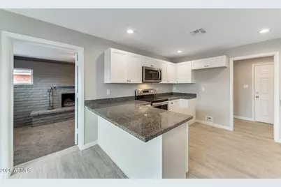 3920 W Tuckey Lane, Phoenix, AZ 85019 - Photo 8