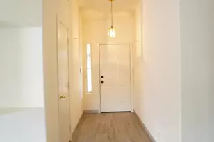 5513 N 74th Dr, Glendale, AZ 85303 - Photo 6