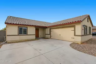565 W Black Hawk Pl, Casa Grande, AZ 85122 - Photo 1