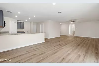 565 W Black Hawk Place, Casa Grande, AZ 85122 - Photo 8