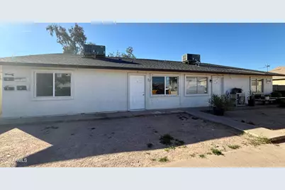 2739 E Tamarisk Avenue #Apt 1, Phoenix, AZ 85040 - Photo 2