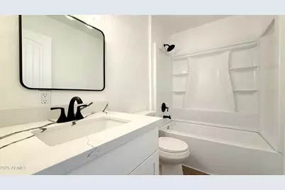 2739 E Tamarisk Avenue #1, Phoenix, AZ 85040 - Photo 10