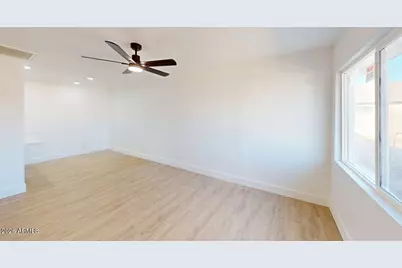 2739 E Tamarisk Avenue #Apt 1, Phoenix, AZ 85040 - Photo 6