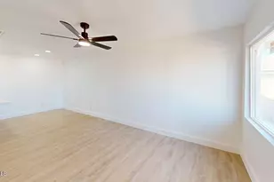 2739 E Tamarisk Ave, Phoenix, AZ 85040 - Photo 6