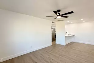 2739 E Tamarisk Ave, Phoenix, AZ 85040 - Photo 4