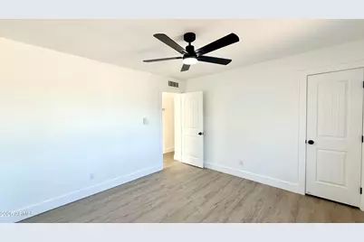 2739 E Tamarisk Avenue #1, Phoenix, AZ 85040 - Photo 8