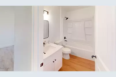 2739 E Tamarisk Avenue #Apt 1, Phoenix, AZ 85040 - Photo 10