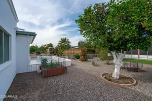 10802 W Cumberland Dr, Sun City, AZ 85351 - Photo 40