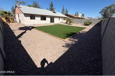 8949 W Cinnabar Avenue, Peoria, AZ 85345 - Photo 16