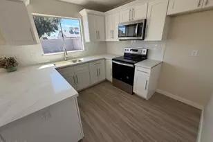 8949 W Cinnabar Ave, Peoria, AZ 85345 - Photo 18