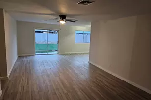 8949 W Cinnabar Ave, Peoria, AZ 85345 - Photo 14