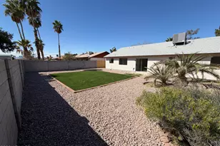 8949 W Cinnabar Ave, Peoria, AZ 85345 - Photo 2