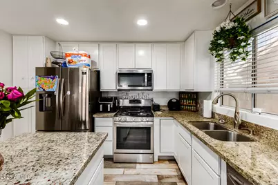 2910 E Windsong Drive, Phoenix, AZ 85048 - Photo 12