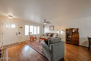 17621 N Jasmine Dr, Sun City, AZ 85373 - Photo 8