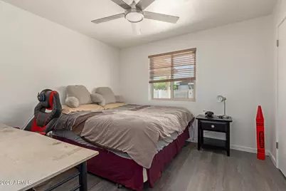 2826 E Cactus Road, Phoenix, AZ 85032 - Photo 16