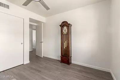 2826 E Cactus Road, Phoenix, AZ 85032 - Photo 14