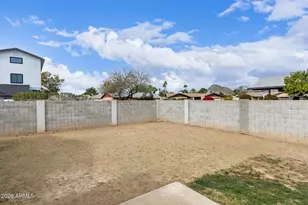 2826 E Cactus Rd, Phoenix, AZ 85032 - Photo 26