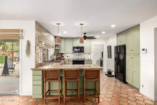 5754 W Shangri La Rd, Glendale, AZ 85304 - Photo 10