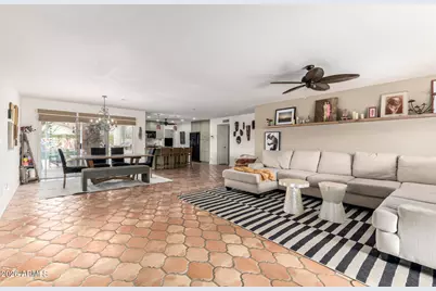 5754 W Shangri La Road, Glendale, AZ 85304 - Photo 8