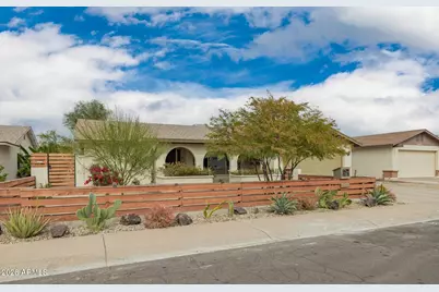 5754 W Shangri La Road, Glendale, AZ 85304 - Photo 1