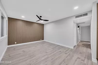 2218 W Poinsettia Drive, Phoenix, AZ 85029 - Photo 10