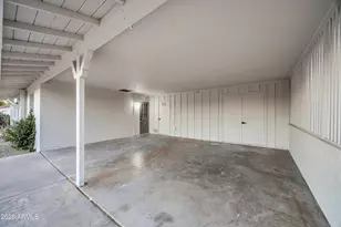 2218 W Poinsettia Dr, Phoenix, AZ 85029 - Photo 30