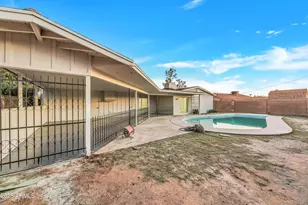 2218 W Poinsettia Dr, Phoenix, AZ 85029 - Photo 28