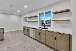 2218 W Poinsettia Dr, Phoenix, AZ 85029 - Photo 8