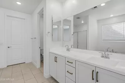 12020 W Parkway Lane, Avondale, AZ 85323 - Photo 32