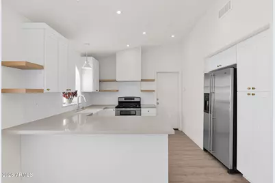 3941 E Monona Drive, Phoenix, AZ 85050 - Photo 6