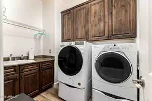 7275 N Scottsdale Rd, Paradise Valley, AZ 85253 - Photo 28