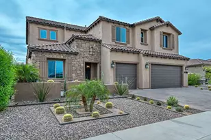 9769 W Wizard Ln, Peoria, AZ 85383 - Photo 2