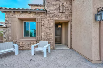 9769 W Wizard Lane, Peoria, AZ 85383 - Photo 4