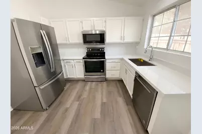 10101 N 91st Avenue #154, Peoria, AZ 85345 - Photo 2