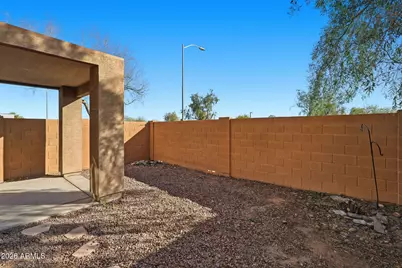 15651 N 29th Way, Phoenix, AZ 85032 - Photo 32