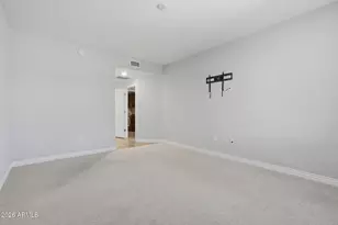 2425 W Bronco Butte Trl, Phoenix, AZ 85085 - Photo 24