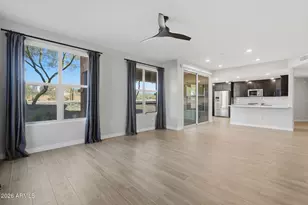 2425 W Bronco Butte Trl, Phoenix, AZ 85085 - Photo 2