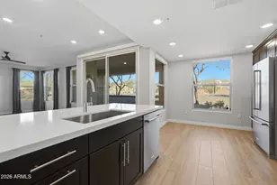 2425 W Bronco Butte Trl, Phoenix, AZ 85085 - Photo 4