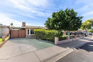 3313 W Surrey Ave, Phoenix, AZ 85029 - Photo 2