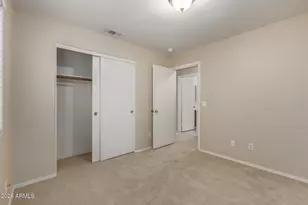 563 N Ocotillo Ln, Gilbert, AZ 85233 - Photo 18