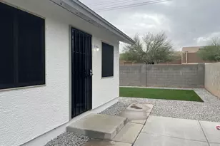 2912 E Roeser Rd, Phoenix, AZ 85040 - Photo 2