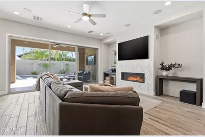 9817 E Strobe Avenue, Mesa, AZ 85212 - Photo 12