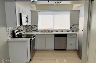 1542 W Sahuaro Dr, Phoenix, AZ 85029 - Photo 2