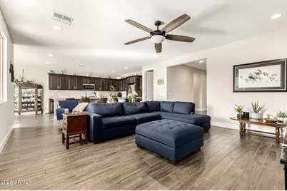 11015 W Mobile Lane, Tolleson, AZ 85353 - Photo 8