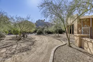 4912 E Arroyo Verde Dr, Paradise Valley, AZ 85253 - Photo 4